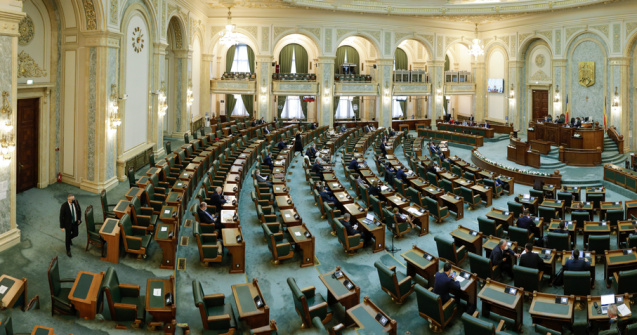 Ședinţă solemnă cu ocazia aniversării a 30 de ani de la adoptarea Constituţiei