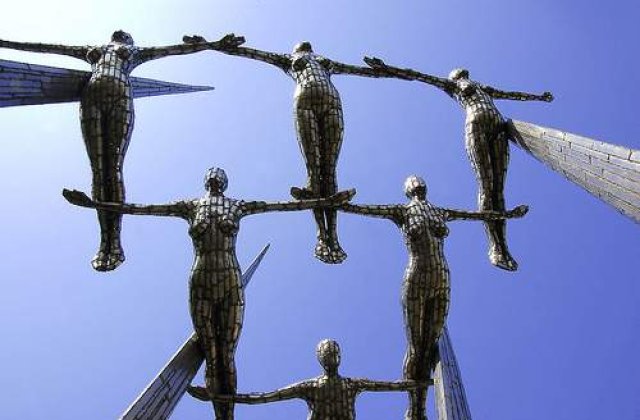 Femeie, 61 de ani... pilot de avion