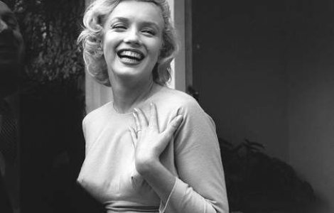 Orgii sexuale cu Marilyn Monroe, Frank Sinatra si fratii Kennedy