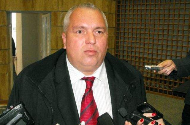 Constantinescu: Am fost ridicat ca un animal, DNA ar trebui desfiintat