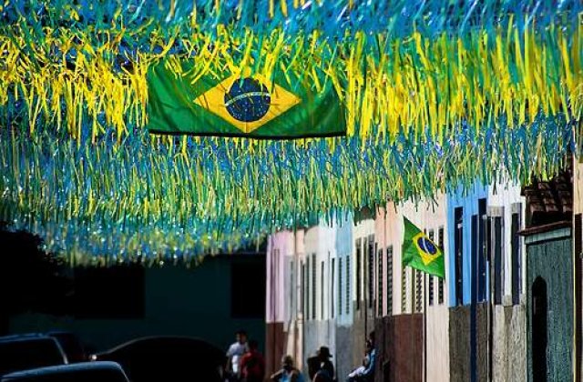 Spectacol la CM: Brazilia, in optimi
