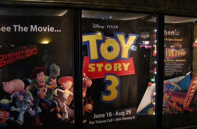 "Toy Story 3" cucereste box-office-ul
