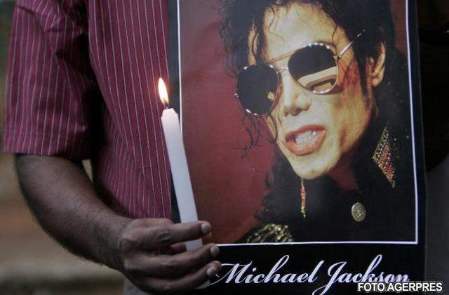 Katherine Jackson lanseaza o carte in memoria fiului sau