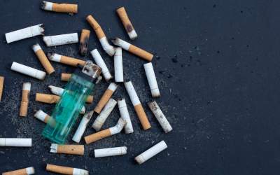 Țigările, interzise pe viață...