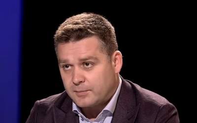 Ciucu spune că premierul nu...