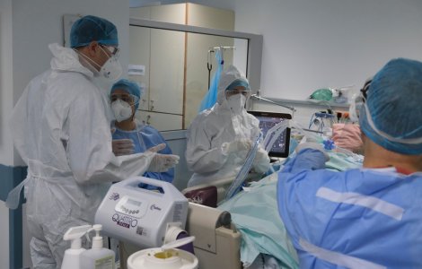 Noi măsuri pentru vaccinarea obligatorie a unor categorii de angajați din Italia