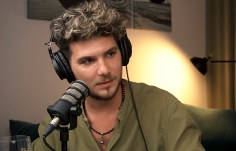 Cuza de la Noaptea Târziu este din nou singur! Artistul a confirmat separarea de fosta lui iubită