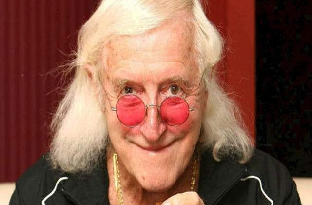 Fostul prezentator britanic Jimmy Savile a abuzat in jur de 1.000 de minori in cladirile BBC