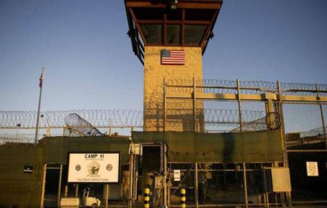 Fostii generali americani cer inchiderea centrului de la Guantanamo