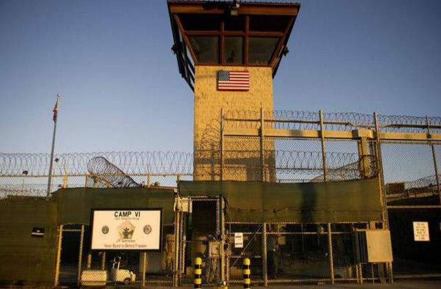 Fostii generali americani solicita inchiderea centrului de detentie de la Guantanamo