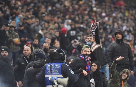 Organizatorul meciului de fotbal FCSB și FC Rapid București a fost sancționat contravențional