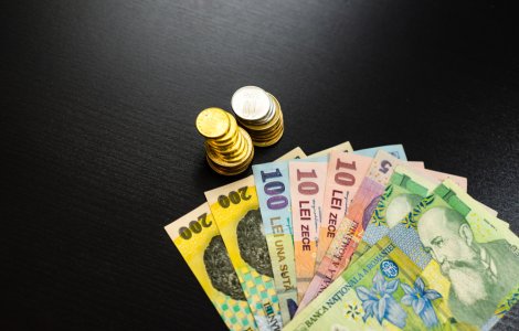 „Ordonanța-trenuleț”, modificată! Salariile profesorilor și angajaților din sănătate vor fi majorate