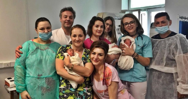 Tripletele care au uluit lumea medicală. Se întâmplă o dată la 100.000 de nașteri