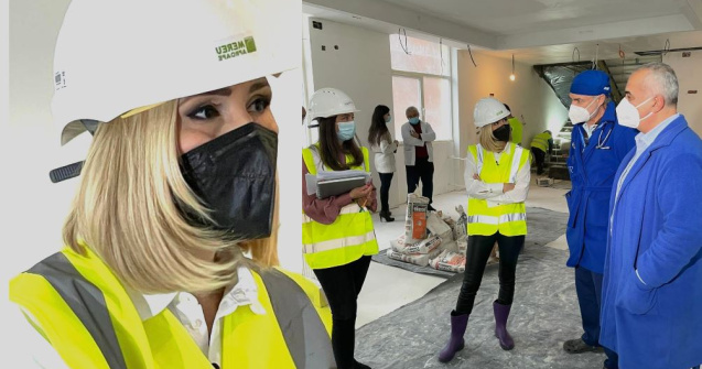 Alessandra Stoicescu și-a dat jos tocurile pentru o vizită pe șantier: „Va fi un tărâm de basm în care copiii să se poată simți supereroi”