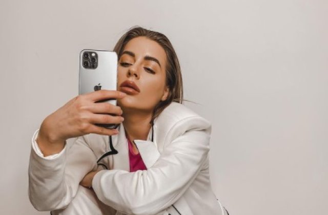 Sensy vrea să devină mamă pentru prima dată! Fosta concurentă de la &bdquo;Bravo, ai stil!&rdquo; a făcut mai multe teste de sarcină