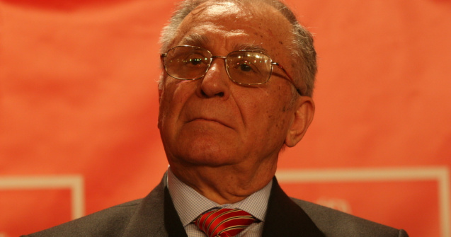 Iliescu: „Anii care au urmat despărţirii de ceauşism au fost ani de sacrificiu”