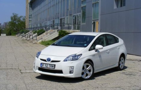 Drive test: Toyota Prius - Consum foarte bun, dar si pret pe masura