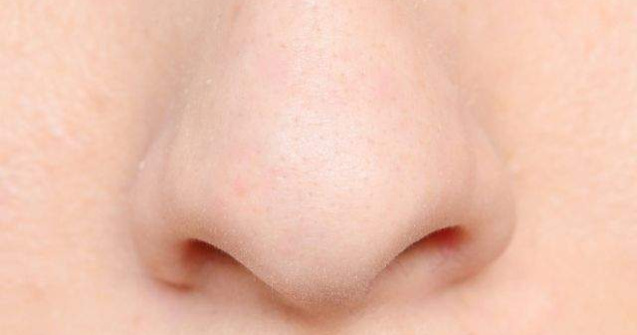 Studiu: Nasul uman, capabil sa simta mirosul unei boli