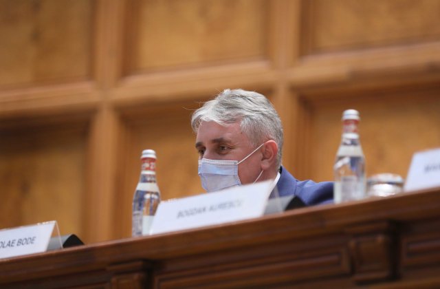 Bode: Cere prefecților atenție deosebită pentru aplicarea măsurilor de limitare a infectărilor cu SARS-CoV-2