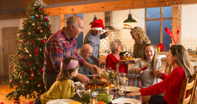  Top  Mesaje de Crăciun pentru persoanele dragi plecate în străinătate