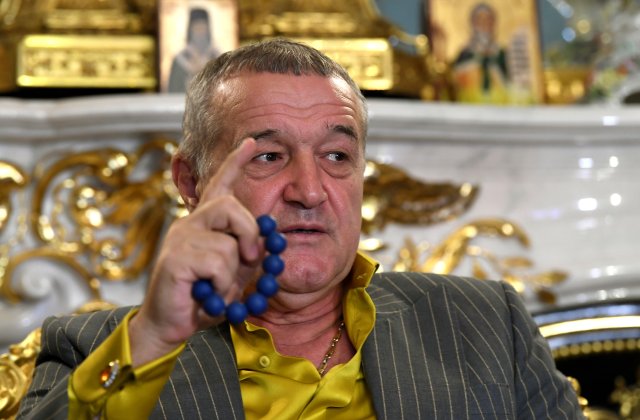 Gigi Becali a cumpărat clopote de 175.000 de euro. Incredibil unde le-a pus
