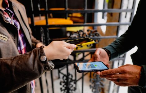 Bilanț COVID-19, 25 decembrie 2021. Au murit 27 de persoane, la care se adaugă două decese anterioare raportate astăzi