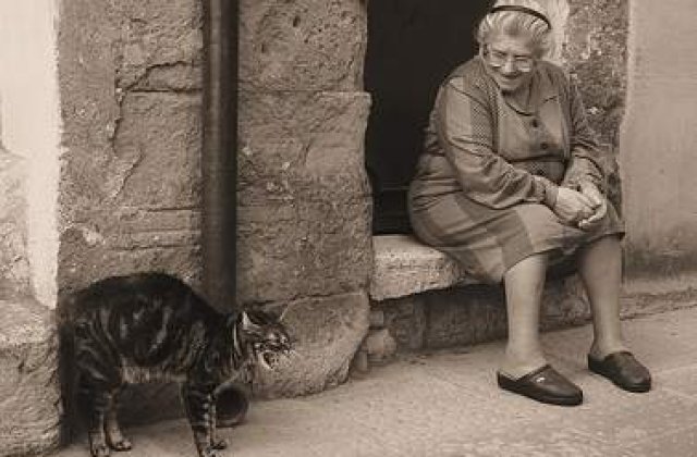 Europa, subjugata de superstitii