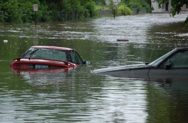 Inundatiile fac ravagii in toata tara