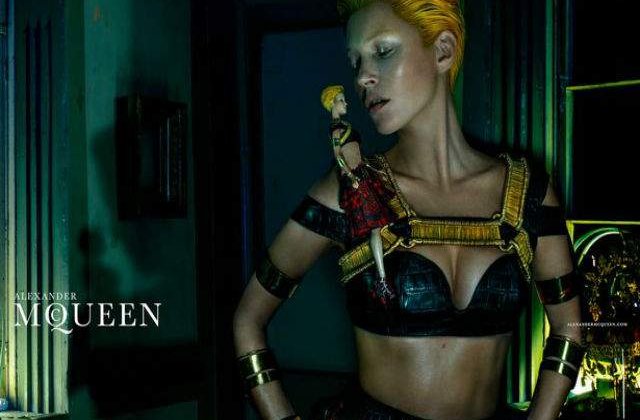 Casa de moda Alexander McQueen are o noua imagine