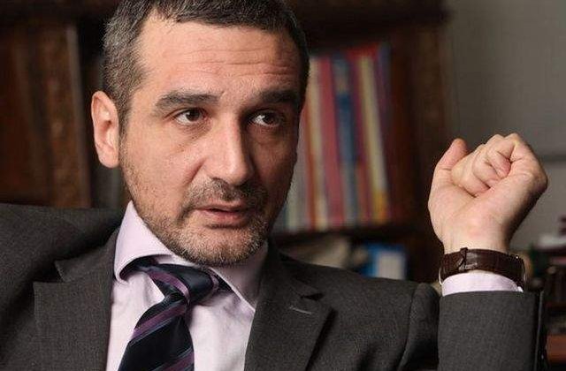 Opt consilieri de la Cotroceni, in frunte cu Lazaroiu si Funeriu, eliberati din functie