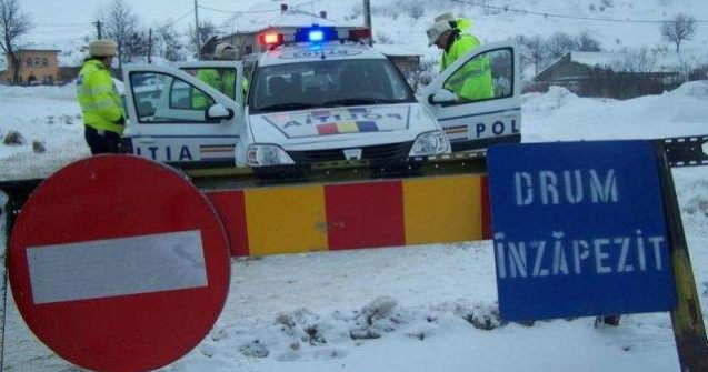 Autostrazile A2 si A3, INCHISE din cauza viscolului