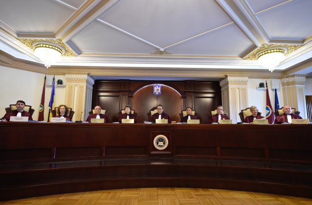 USR a sesizat CCR privind neconstituţionalitatea Legii bugetului de stat pe 2022