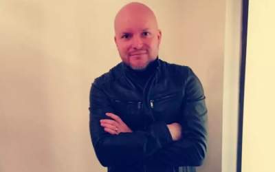 Petrescu, Invent Media:...