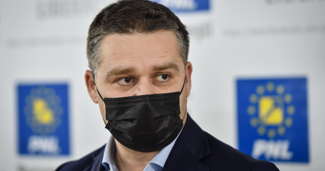 Ciprian Ciucu: Tărăgănarea adoptării certificatului verde COVID în Parlament demonstrează "o profundă criză de leadership