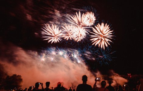  Top  Obiceiuri din diferite colțuri ale lumii în noaptea de Revelion