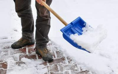 Curățarea zăpezii poate...