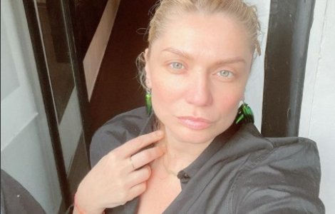 Cum se simt Cristina Cioran și fiica sa, după ce s-au infectat cu COVID-19! Sunt internate în spital: „Stăm singure în salon”