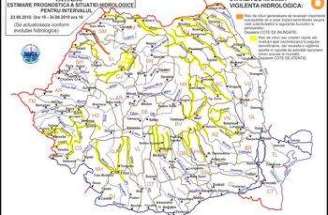 Pericol de inundatii pentru 23 de judete
