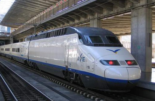 Spania: Zeci de morti si raniti intr-un accident de tren