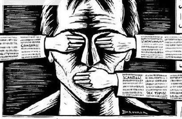 "Presa ca o amenintare", comentata de jurnalisti