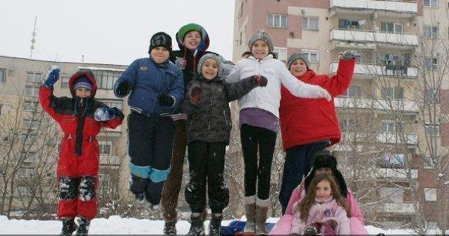 Scolile din Bucuresti raman inchise si vineri