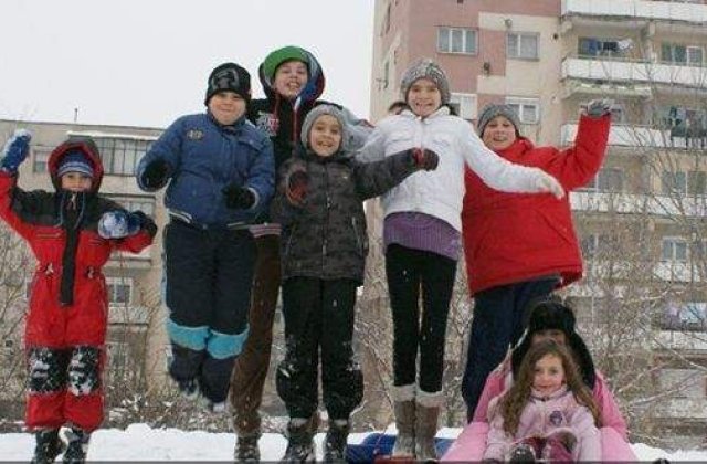 Scolile din Bucuresti raman inchise si vineri