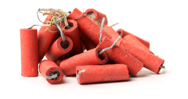 Peste 7 tone de materiale pirotehnice au fost confiscate la Constanța