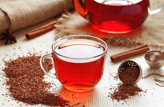 Băutura care te va ajuta să scapi de toxinele din organism după sărbători