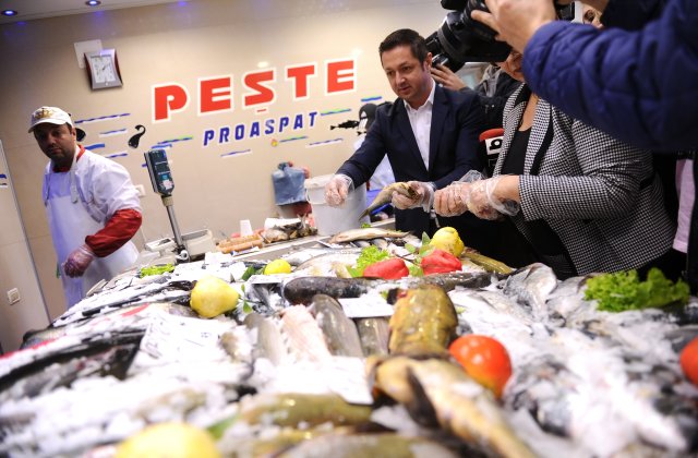 Superstiție de Revelion. De ce peștele nu trebuie să lipsească de pe masa de Anul Nou 