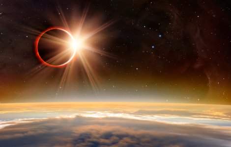 Eclipse de Lună și Soare în 2022. Ce alte fenomene astronomice vom putea urmări în acest an
