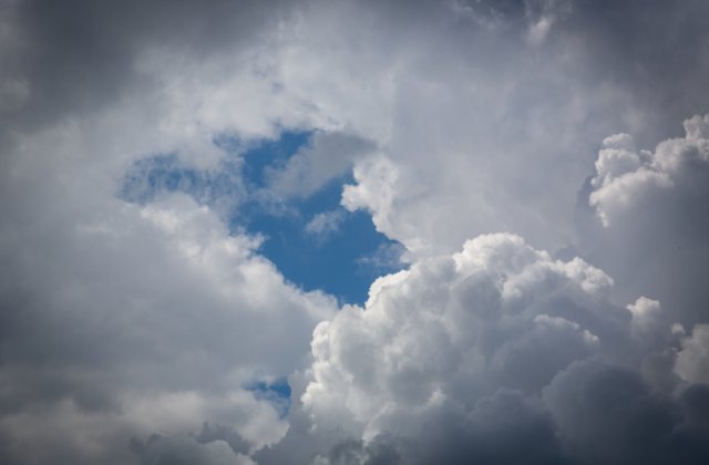 Prognoza meteo - 3 ianuarie 2022. Cer &icirc;nnorat, fără precipitații