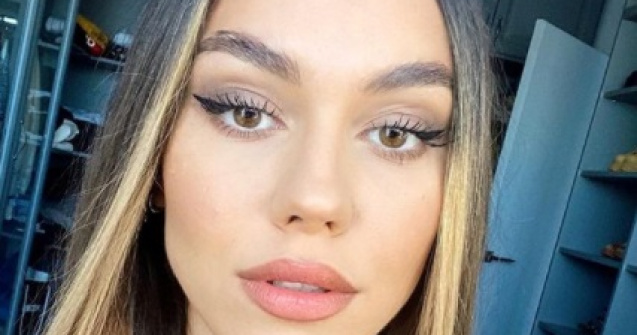 Mira, criticată de fani pentru că nu recunoaște de unde vine! Cum a reacționat cântăreața: „M-am născut în...”