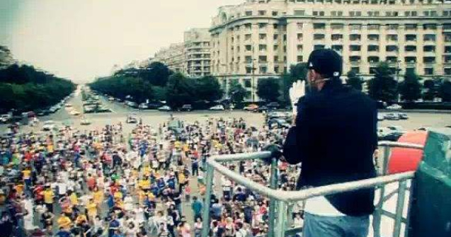  Video  Alex Velea a dansat alaturi de peste 2000 de persoane