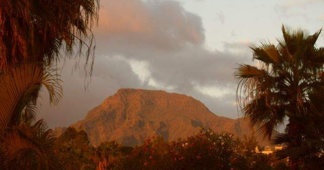 Principalul vulcan din Ecuador, pe cale sa erupa